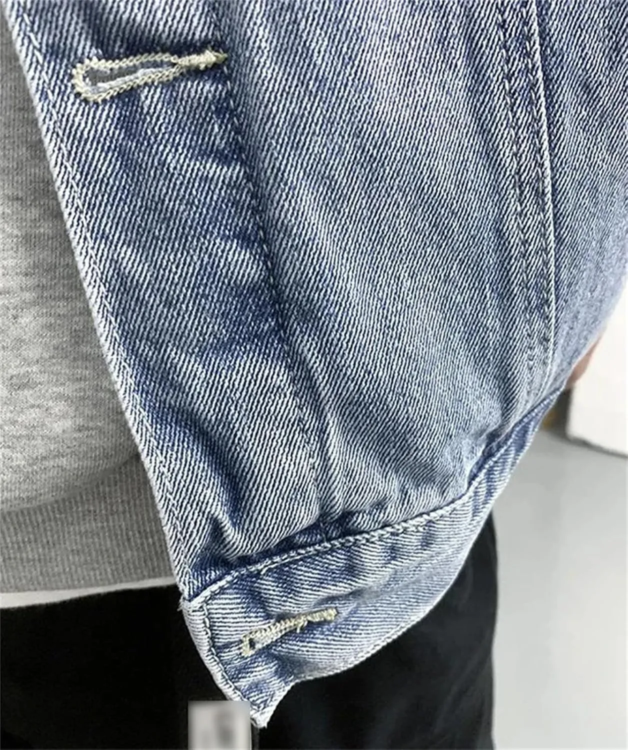 Men's Denim Jacket Wide Sleeves Male Jean Coats Button Trendy Clothing Plus Size Vintage Trucker Jacket
