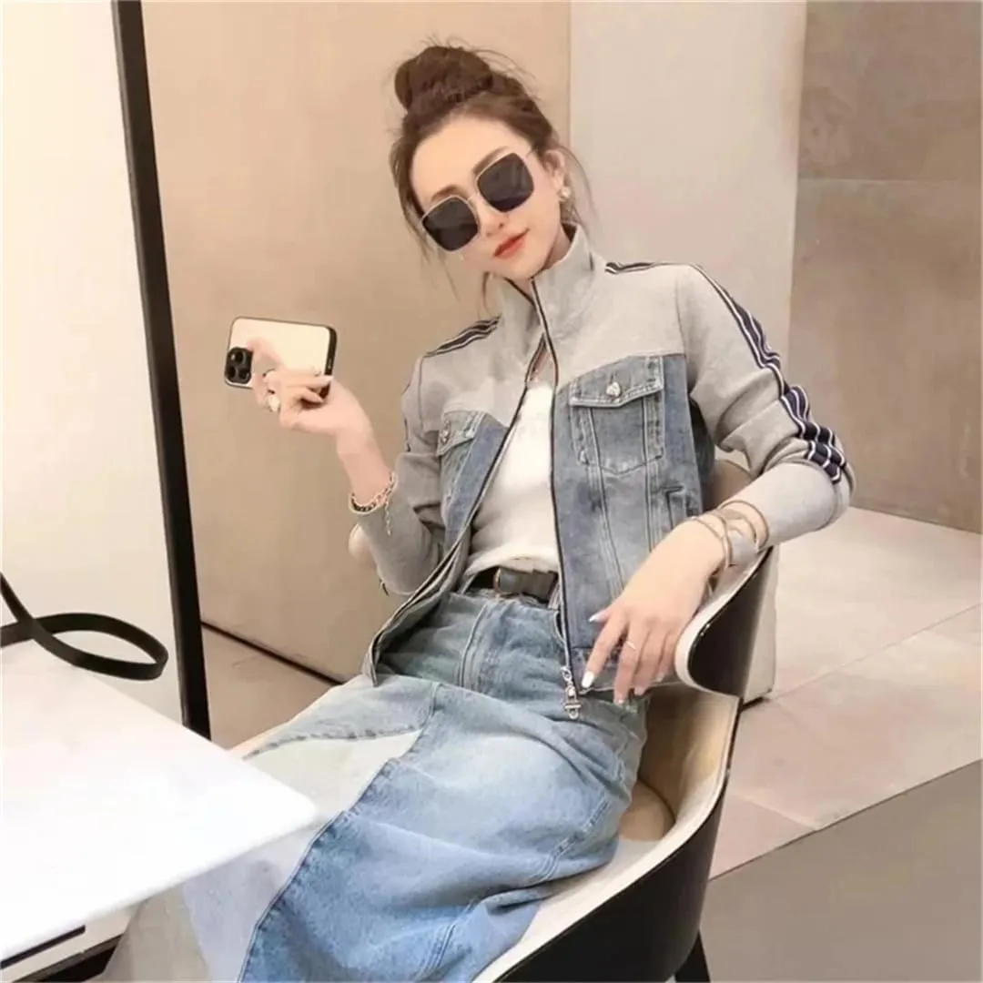 Vsadsau Women's Retro Splicing Denim Jacket Zipper Short Mock Neck Long Sleeve Casual Jean Coats